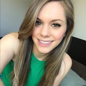 Meet your Posher, Samantha